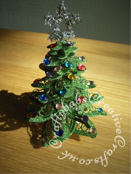Tattered Lace kaleidoscope Flower Christmas Tree Decoration - craftybabscreativecrafts.co.uk