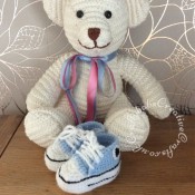 Crochet Baby Converse style High Tops using King Cole pattern 4492 - craftybabscreativecrafts.co.uk